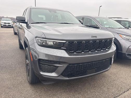 2022 Jeep Grand Cherokee Altitude