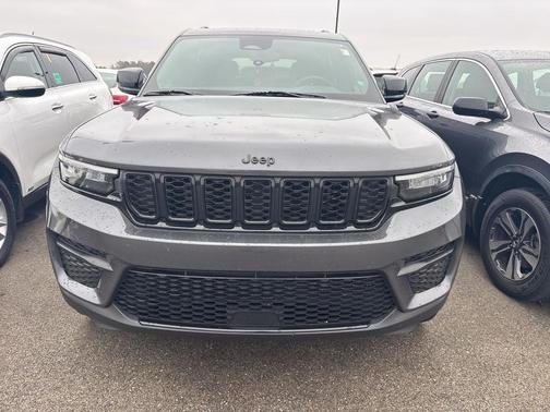 2022 Jeep Grand Cherokee Altitude