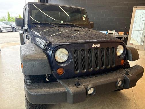 True Blue Pearlcoat 2013 Jeep Wrangler Unlimited Sport