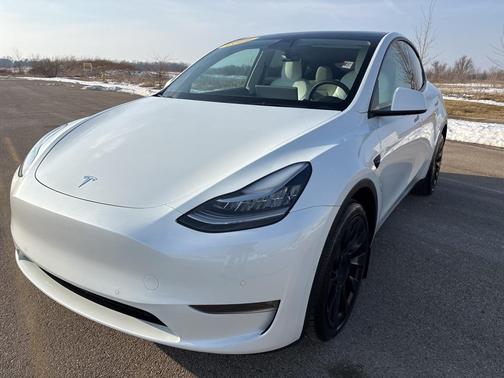 2022 Tesla Model Y Long Range