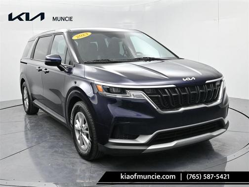 2023 Kia Carnival LX