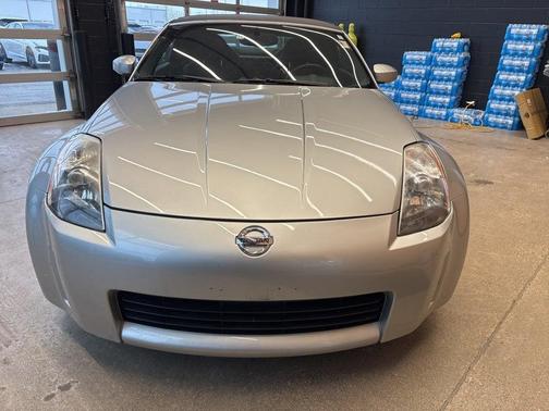 2004 Nissan 350Z Enthusiast