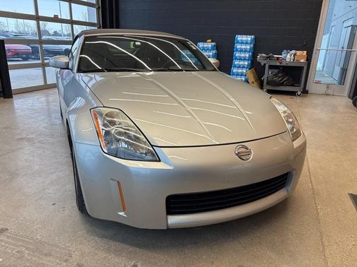 2004 Nissan 350Z Enthusiast