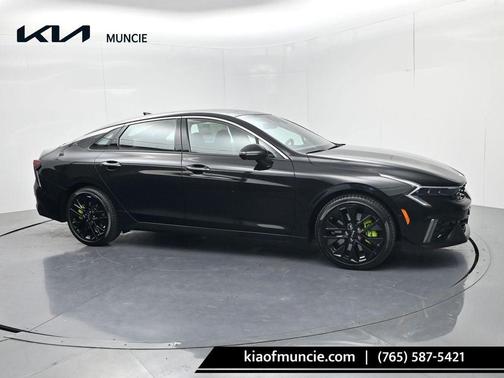 Aurora Black Pearl 2026 Kia K5 GT