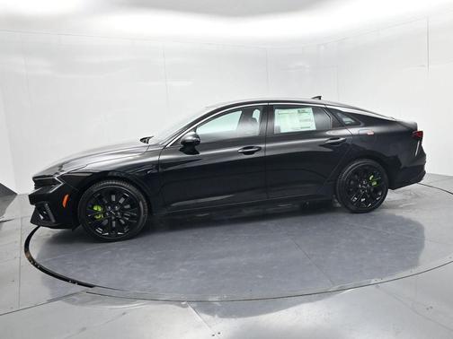 Aurora Black Pearl 2026 Kia K5 GT