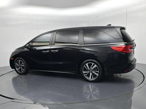 Crystal Black Pearl 2023 Honda Odyssey Touring