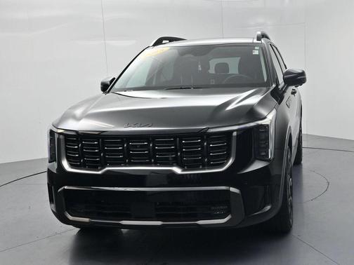 Ebony Black 2025 Kia Sorento SX