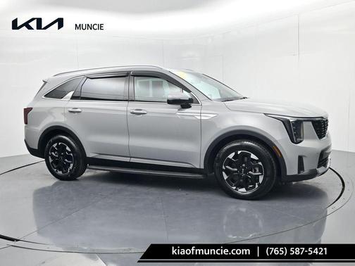 Wolf Gray 2024 Kia Sorento S