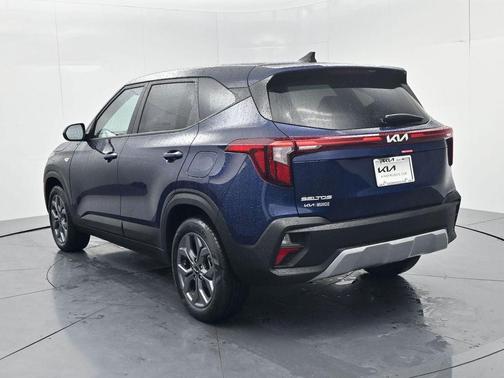 Dark Ocean Blue 2026 Kia Seltos LX