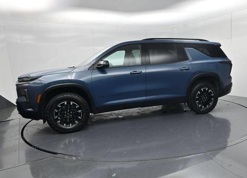 Lakeshore Blue Metallic 2025 Chevrolet Traverse Z71