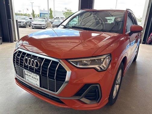 Pulse Orange 2023 Audi Q3 45 S line Premium