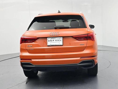 Pulse Orange 2023 Audi Q3 45 S line Premium