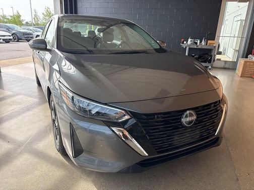 Gun Metallic 2024 Nissan Sentra SV