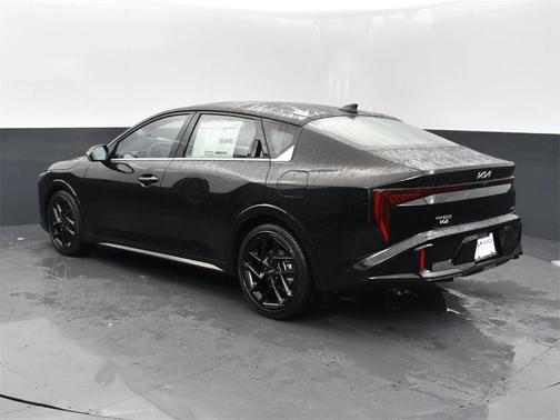 2025 Kia K4 GT-Line Turbo