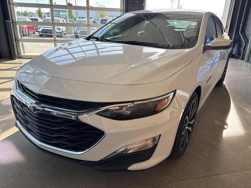 2024 Chevrolet Malibu RS