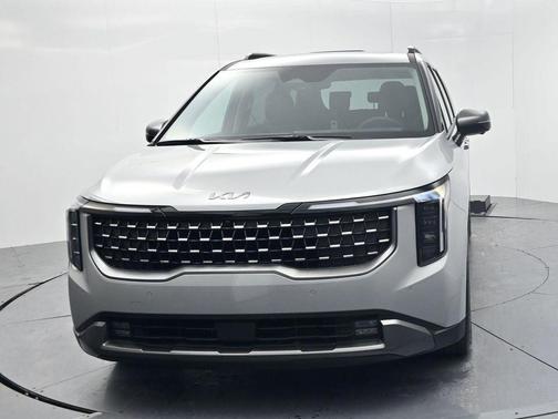 Ceramic Silver 2026 Kia Carnival SX