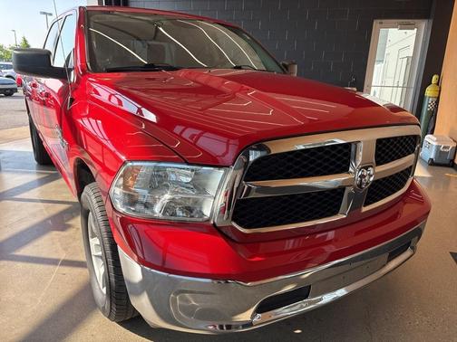 2020 RAM 1500 Classic SLT