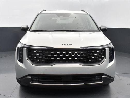 2025 Kia Carnival SX