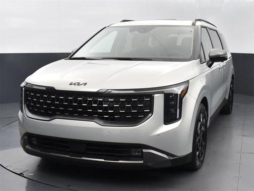 2025 Kia Carnival SX
