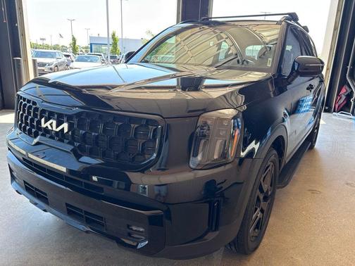 Ebony Black 2024 Kia Telluride SX X-Line