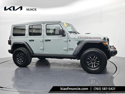 Earl Clearcoat 2024 Jeep Wrangler Rubicon