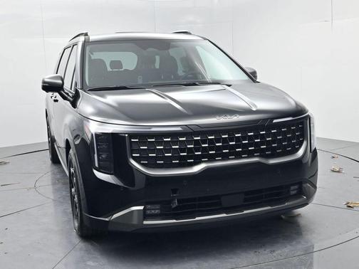 Aurora Black Pearl 2026 Kia Carnival SX