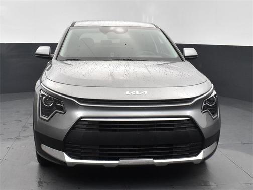 2025 Kia Niro LX