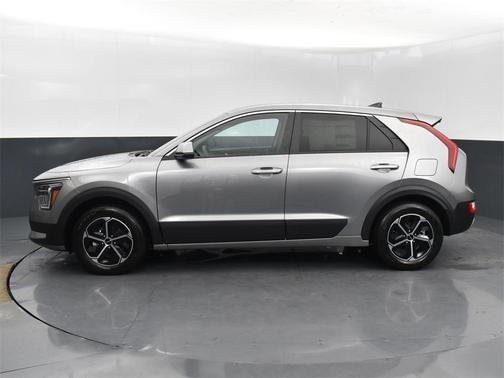 2025 Kia Niro LX
