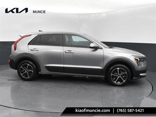 2025 Kia Niro LX