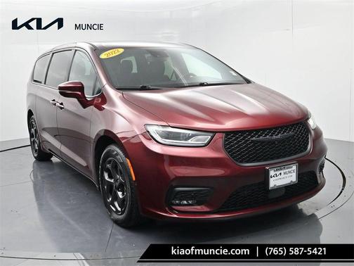 2022 Chrysler Pacifica Hybrid Limited