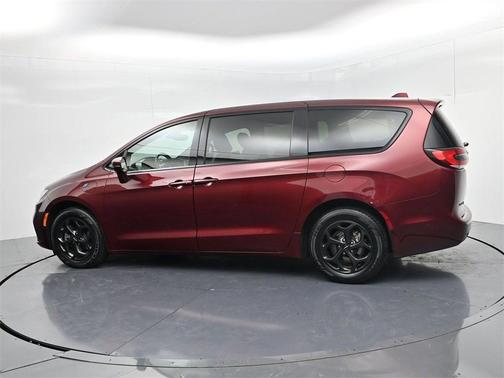 2022 Chrysler Pacifica Hybrid Limited