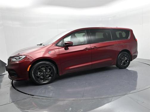2022 Chrysler Pacifica Hybrid Limited