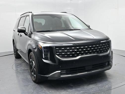Aurora Black Pearl 2026 Kia Carnival SX Prestige
