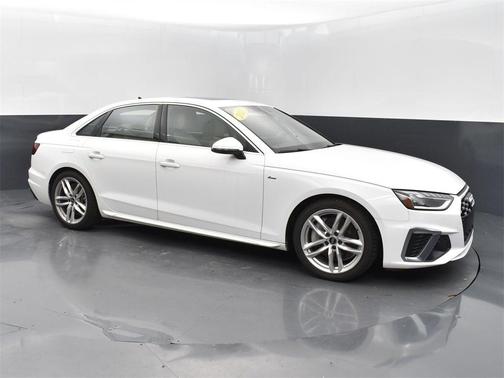 2023 Audi A4 45 S line Premium Plus