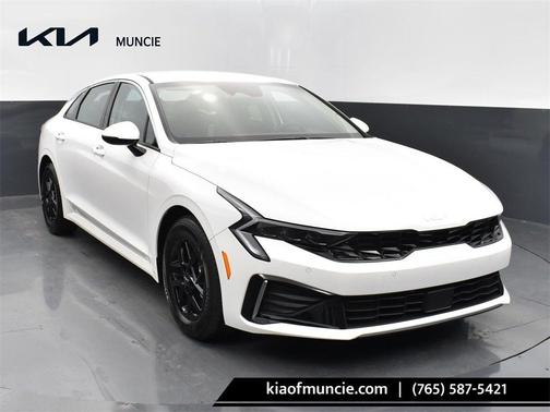 2025 Kia K5 LXS