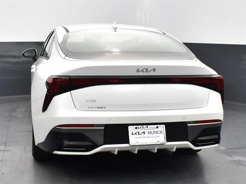 2025 Kia K5 LXS