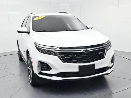 Summit White 2022 Chevrolet Equinox RS