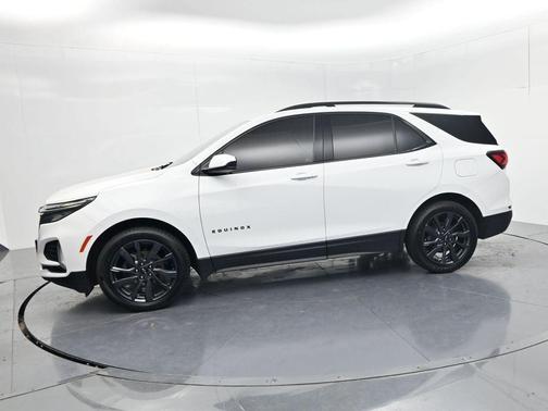 Summit White 2022 Chevrolet Equinox RS