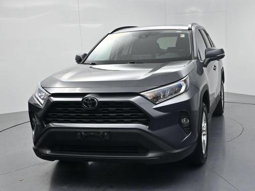Magnetic Gray Metallic 2019 Toyota RAV4 XLE