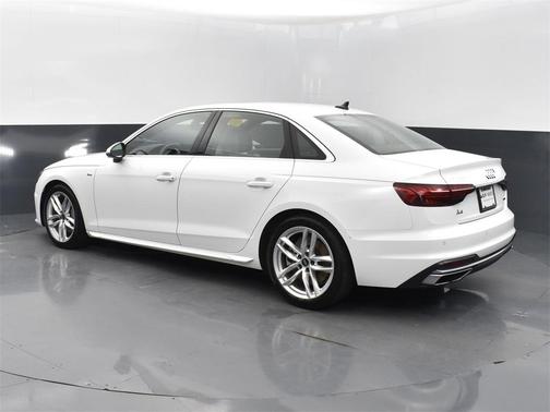2023 Audi A4 45 S line Premium Plus
