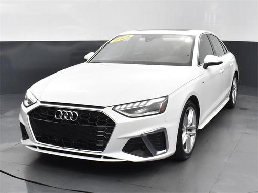 2023 Audi A4 45 S line Premium Plus