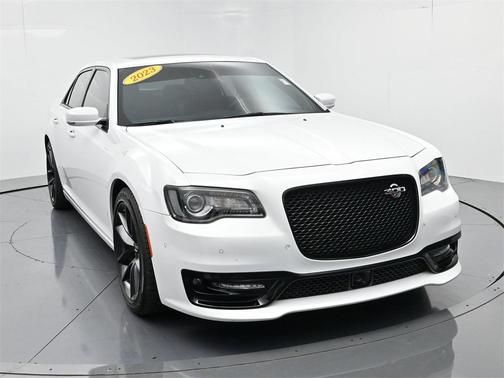 2023 Chrysler 300 