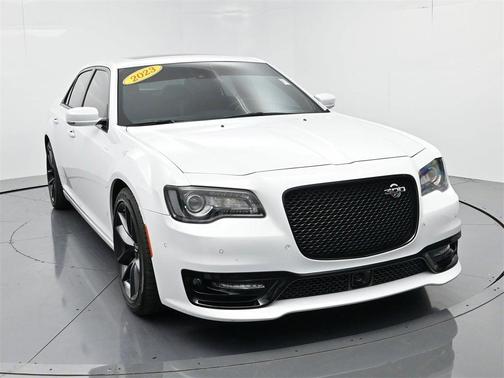 2023 Chrysler 300