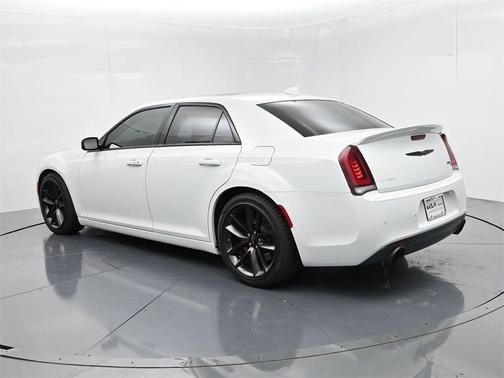 2023 Chrysler 300