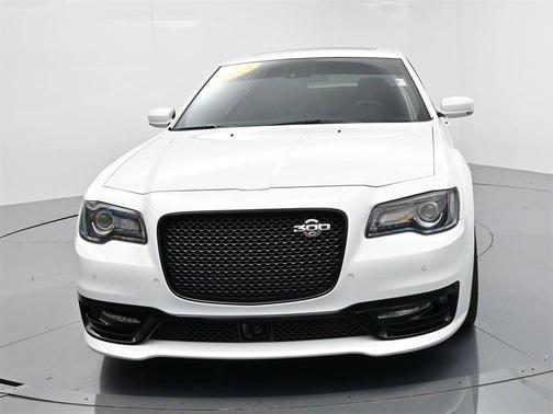 2023 Chrysler 300