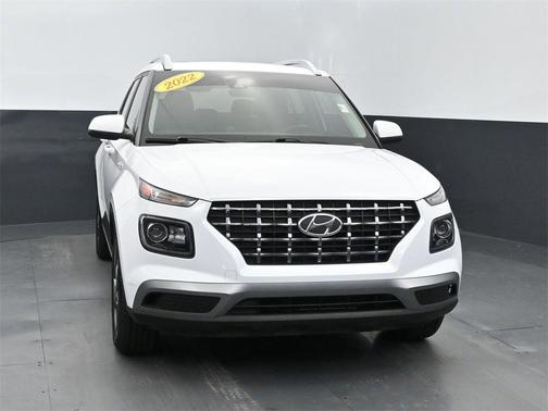 2022 Hyundai VENUE SEL
