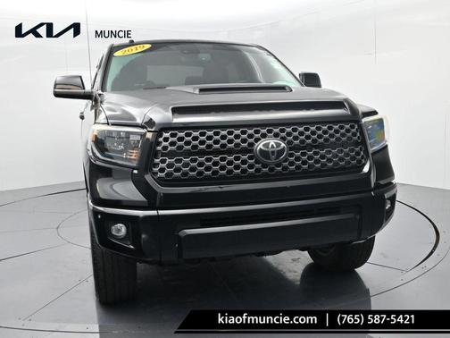Midnight Black Metallic 2019 Toyota Tundra SR5
