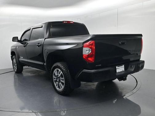 Midnight Black Metallic 2019 Toyota Tundra SR5