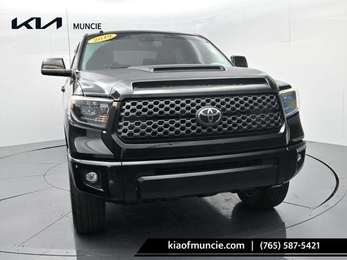 Midnight Black Metallic 2019 Toyota Tundra SR5