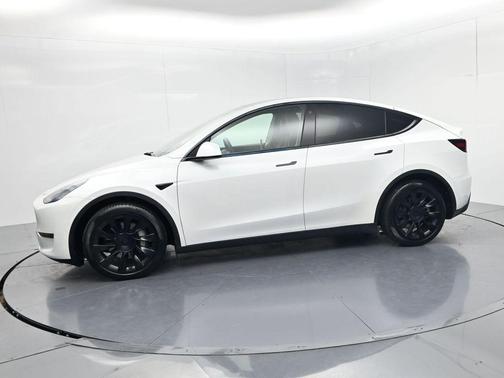 White 2021 Tesla Model Y Long Range